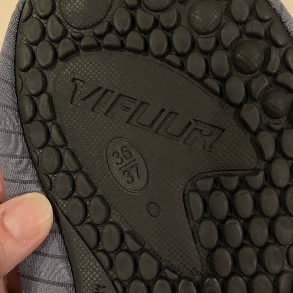 NWT Water Sport Shoes, Gray, Size 36/37, US 6.5 - Picture 7 of 7